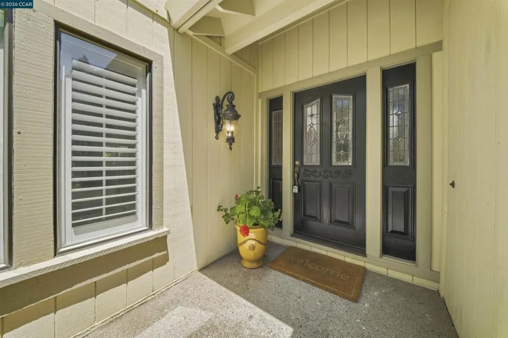 951 Redwood Dr Danville, CA 94506