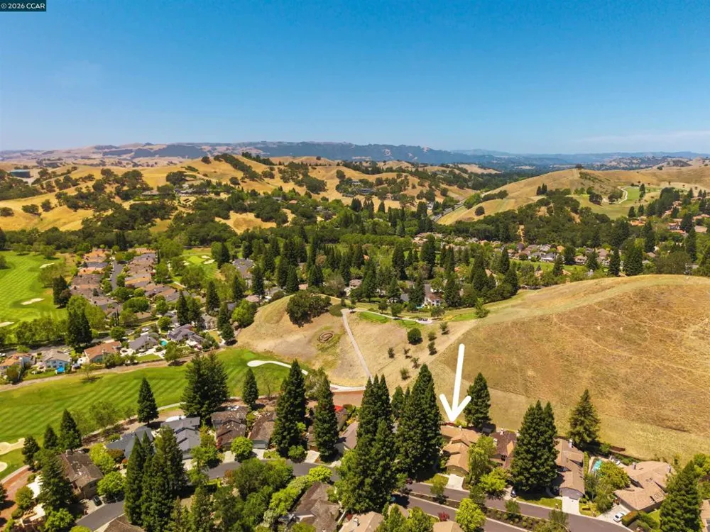 951 Redwood Dr Danville, CA 94506