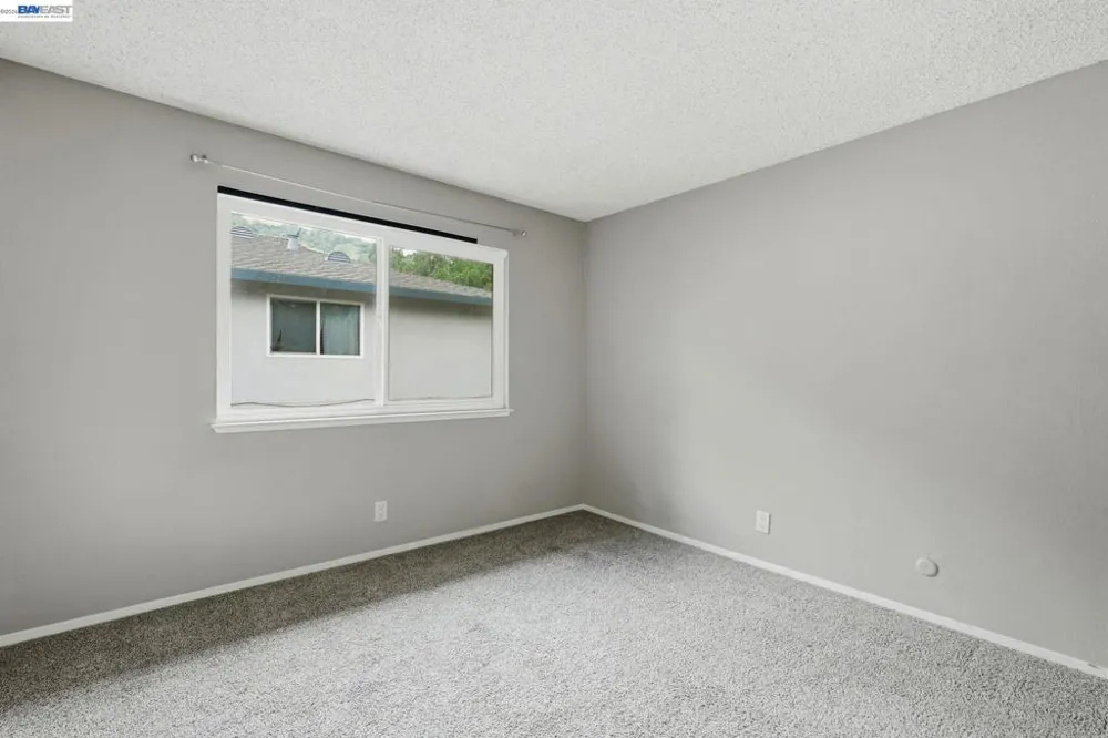 8185 Arroyo Dr #3 Pleasanton, CA 94588
