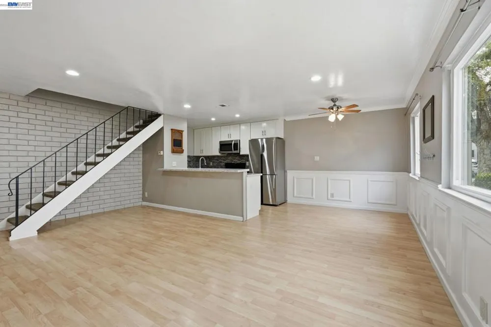 8185 Arroyo Dr #3 Pleasanton, CA 94588