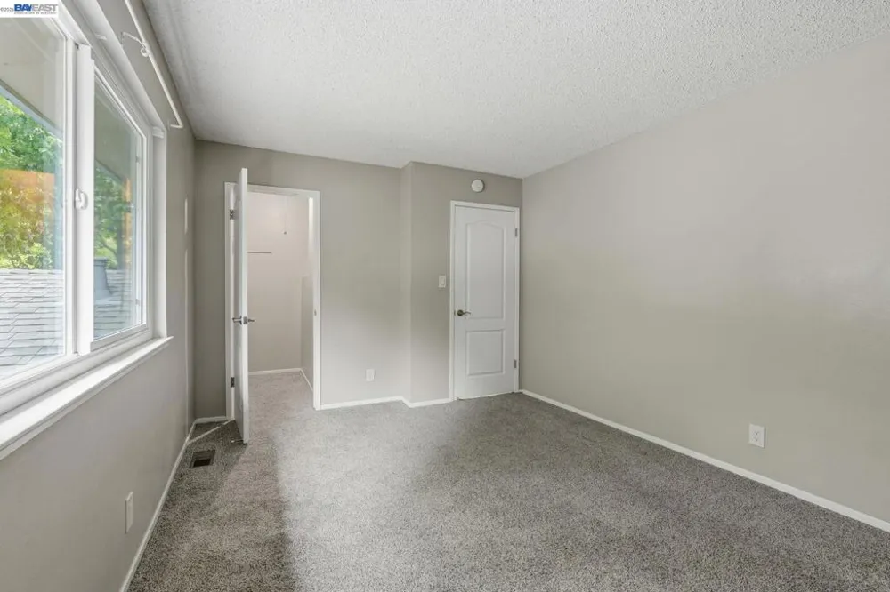8185 Arroyo Dr #3 Pleasanton, CA 94588