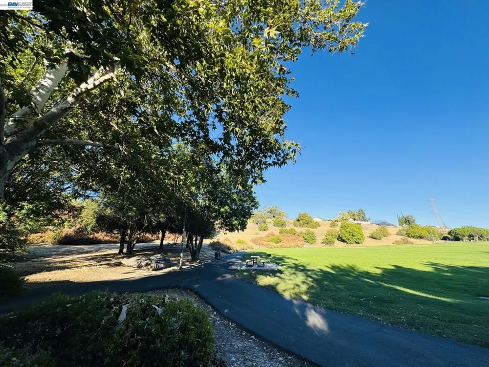 2600 Yorkshire Dr Antioch, CA 94531