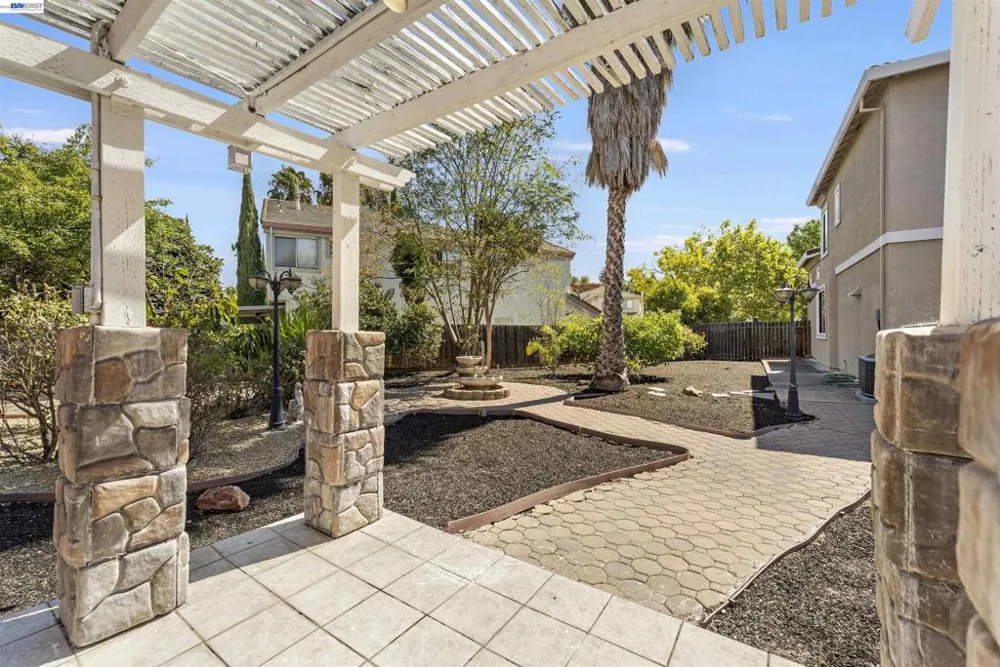 2600 Yorkshire Dr Antioch, CA 94531