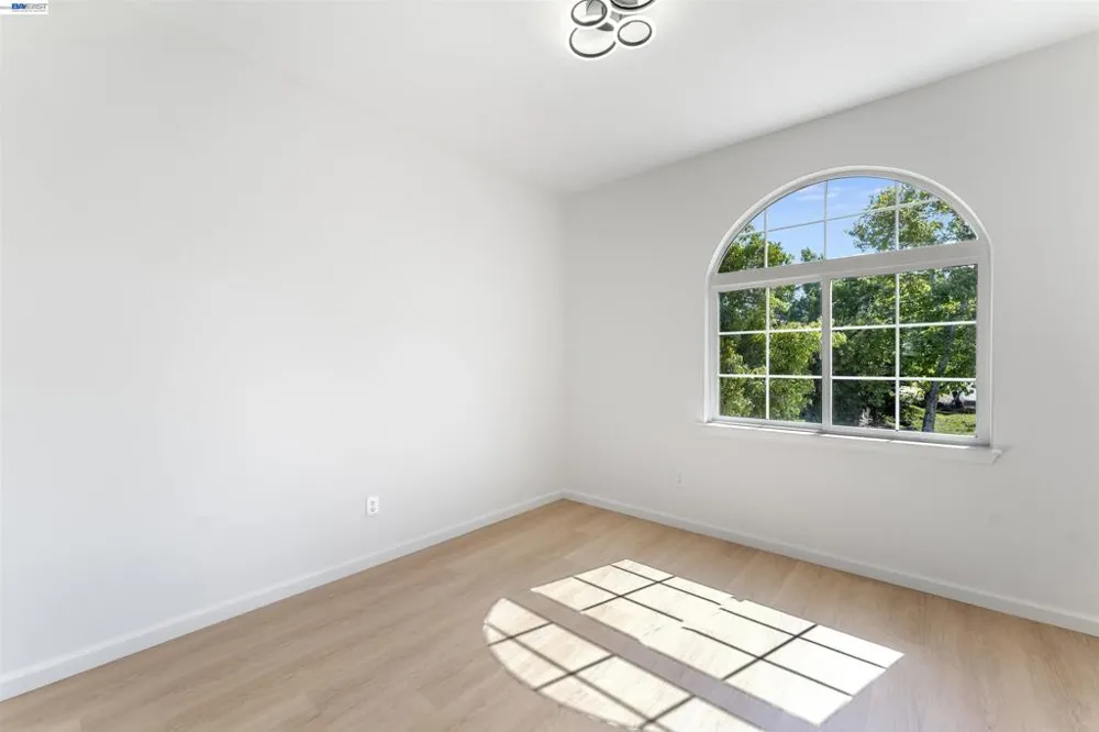 2600 Yorkshire Dr Antioch, CA 94531