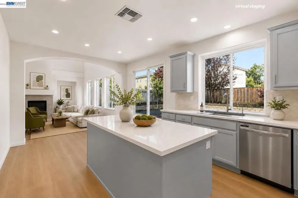 2600 Yorkshire Dr Antioch, CA 94531