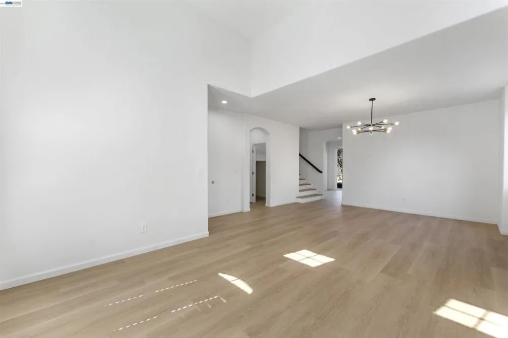 2600 Yorkshire Dr Antioch, CA 94531