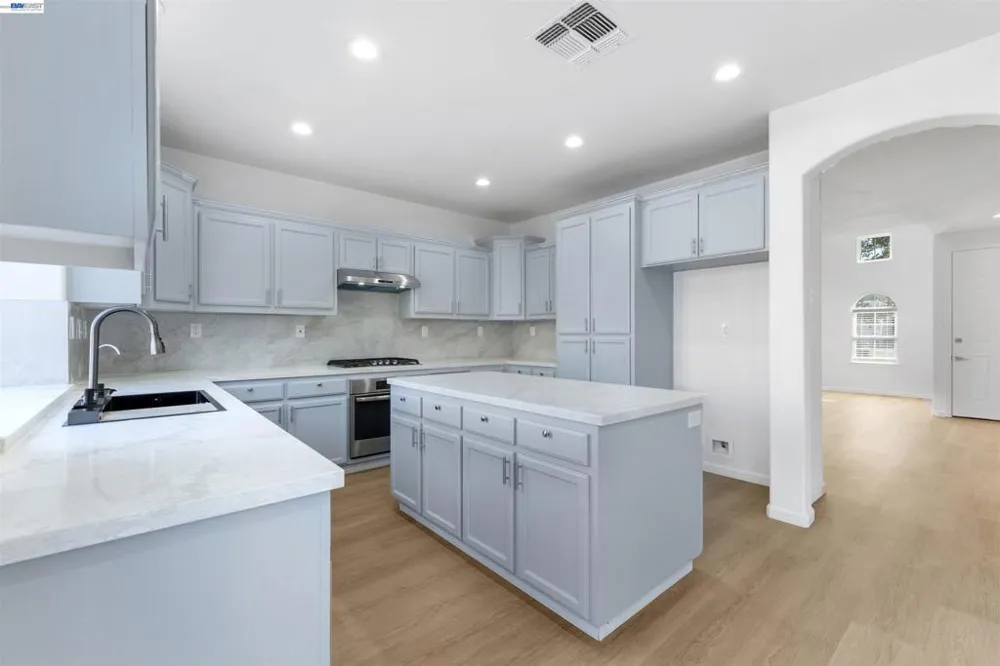 2600 Yorkshire Dr Antioch, CA 94531