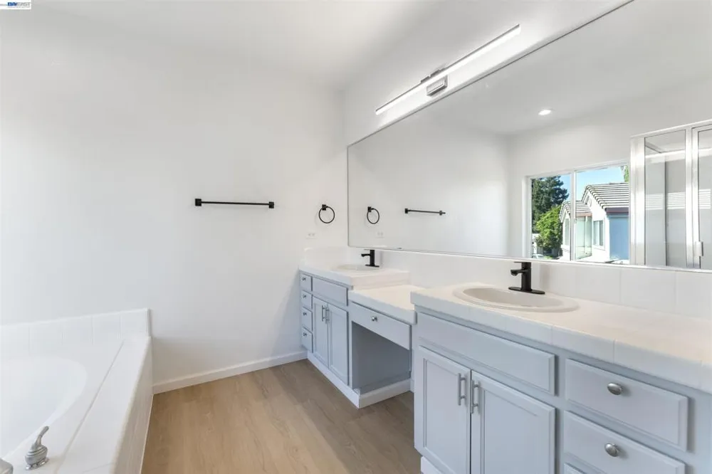 2600 Yorkshire Dr Antioch, CA 94531
