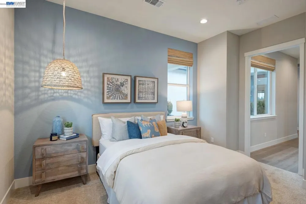 1276 Parkcrest Circle Manteca, CA 95336