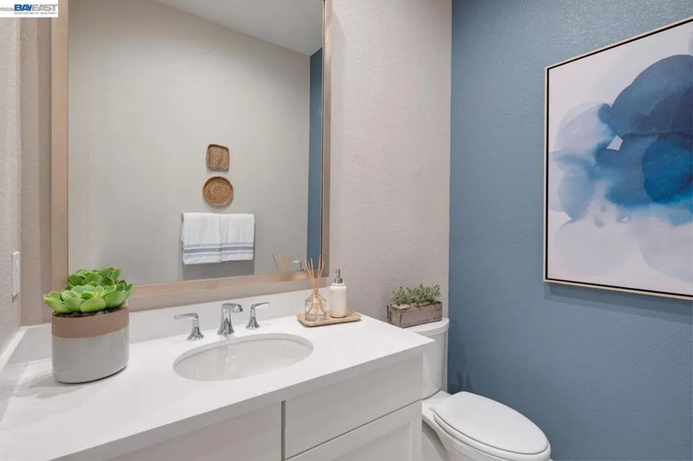 1276 Parkcrest Circle Manteca, CA 95336