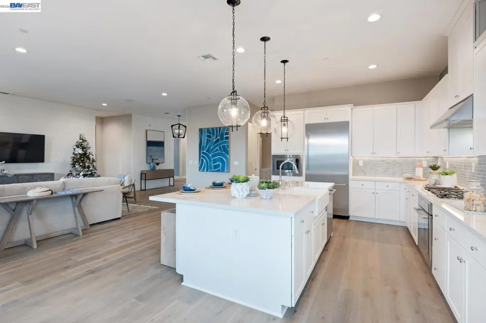 1276 Parkcrest Circle Manteca, CA 95336