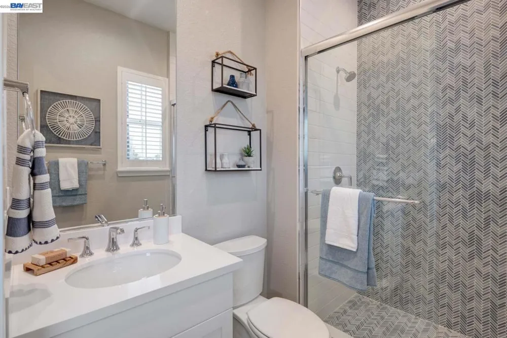 1276 Parkcrest Circle Manteca, CA 95336
