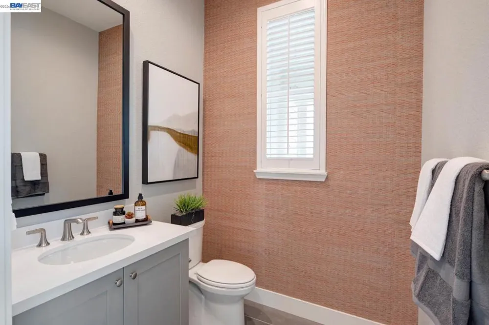 1288 Parkcrest Circle Manteca, CA 95336