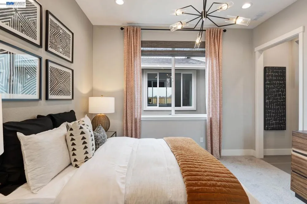 1288 Parkcrest Circle Manteca, CA 95336