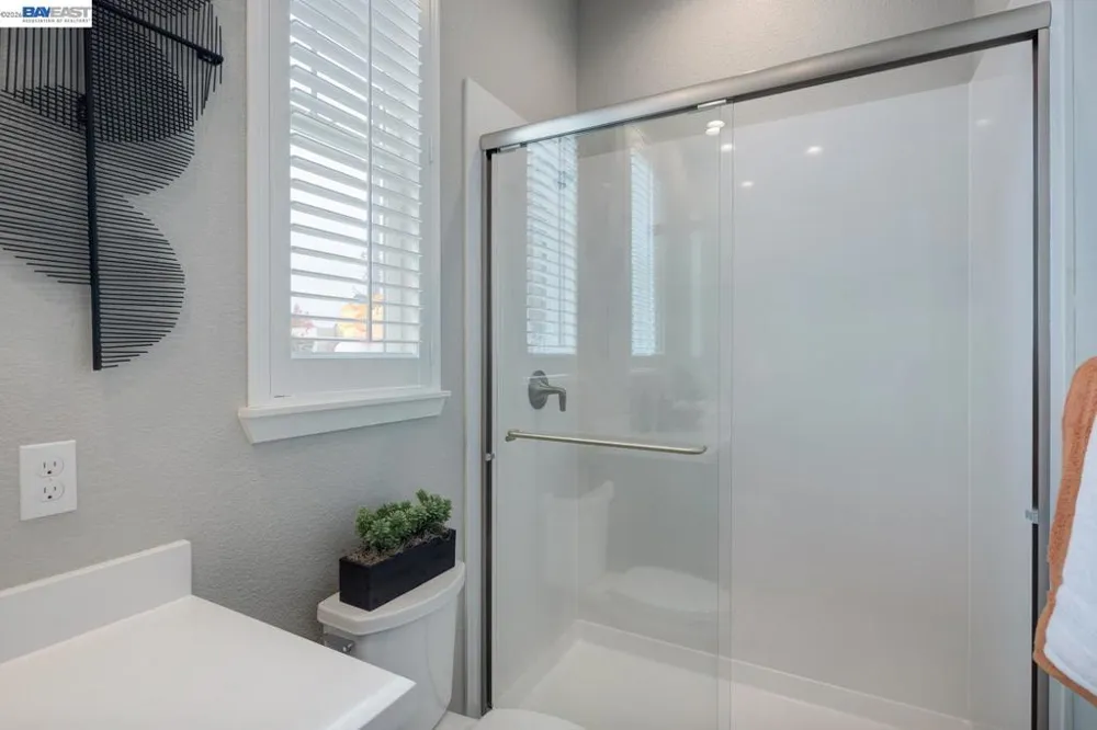 1288 Parkcrest Circle Manteca, CA 95336