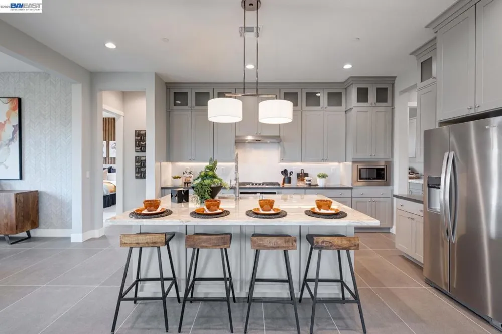 1288 Parkcrest Circle Manteca, CA 95336