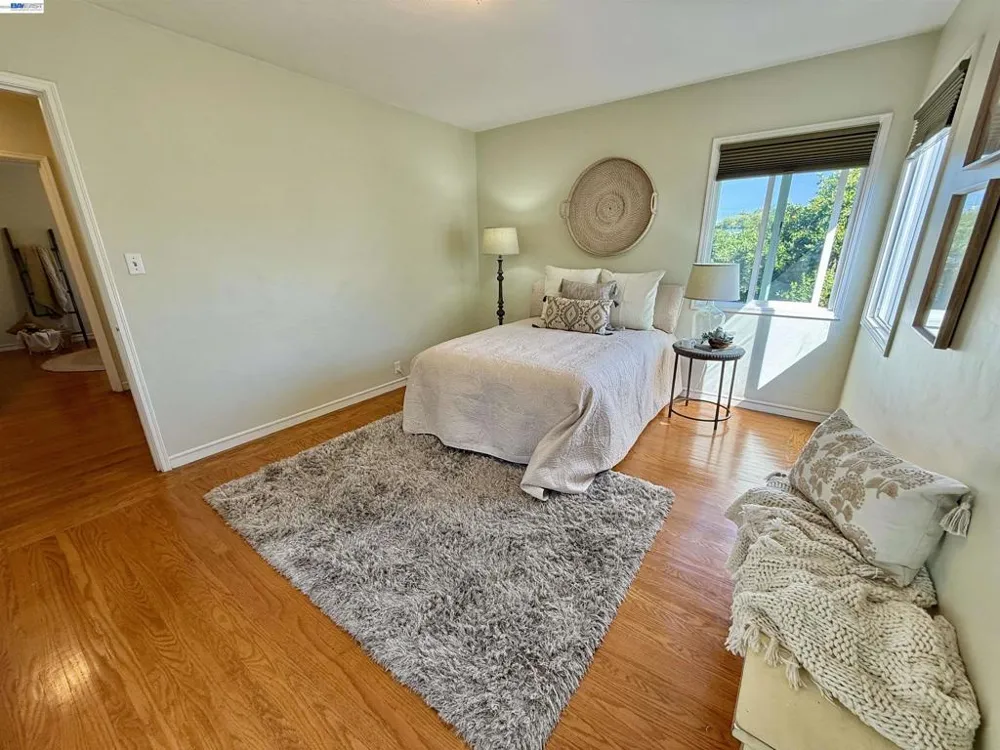 272 Lorraine Blvd San Leandro, CA 94577