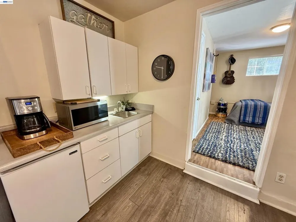 272 Lorraine Blvd San Leandro, CA 94577