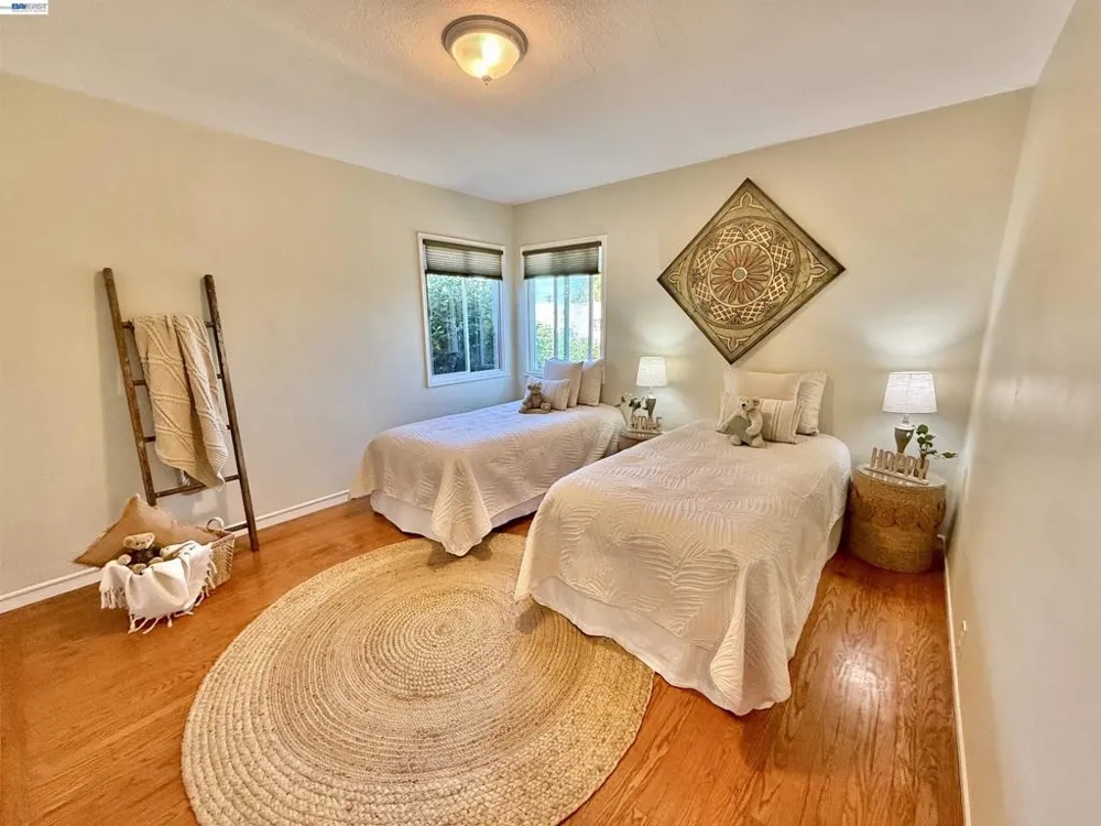 272 Lorraine Blvd San Leandro, CA 94577