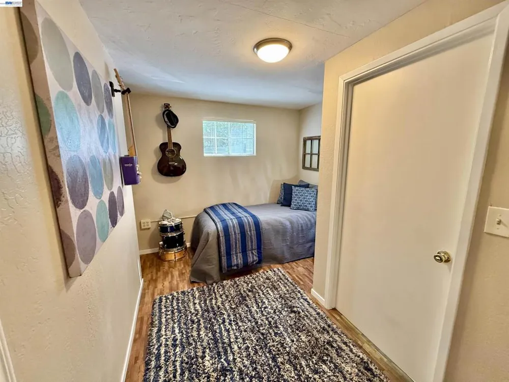 272 Lorraine Blvd San Leandro, CA 94577