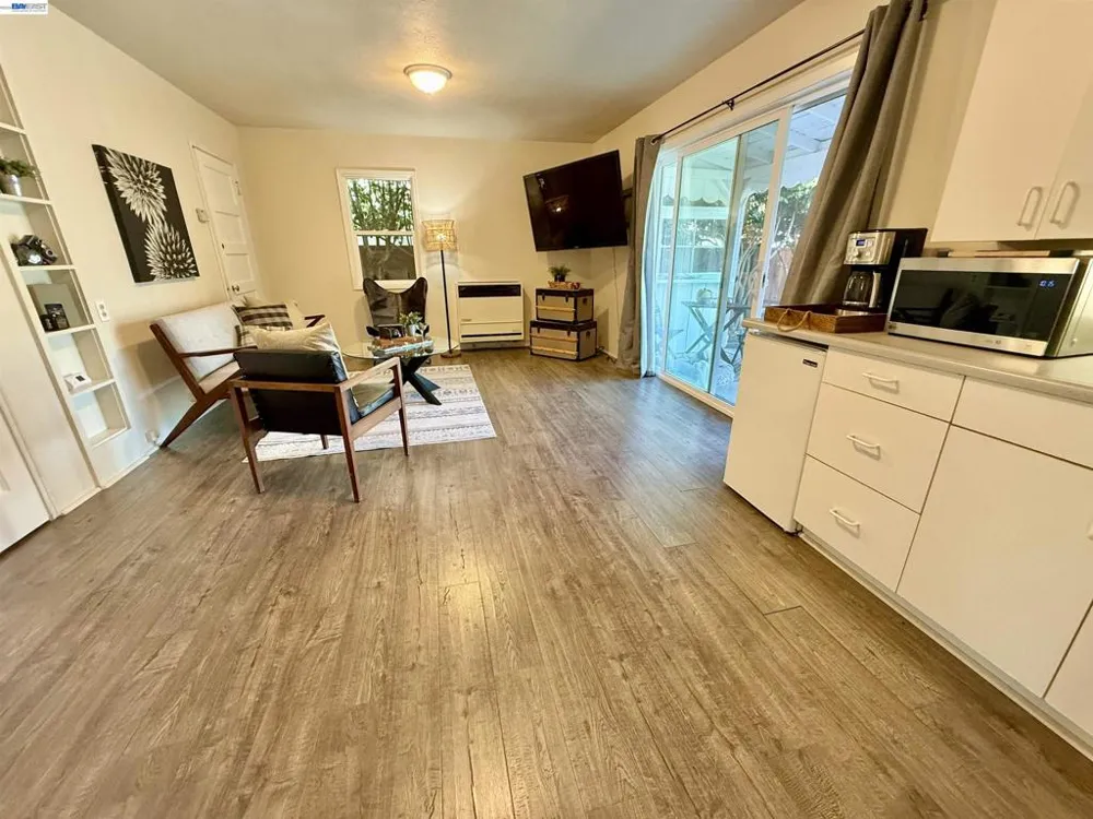 272 Lorraine Blvd San Leandro, CA 94577