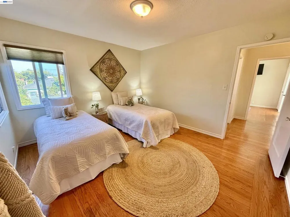 272 Lorraine Blvd San Leandro, CA 94577
