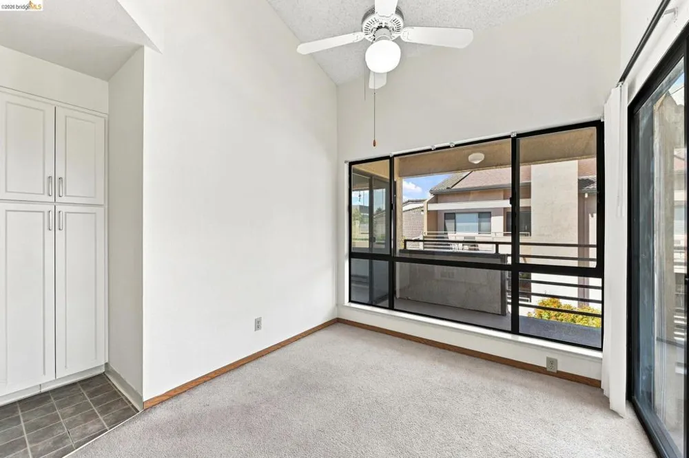 39206 Guardino Dr #302 Fremont, CA 94538