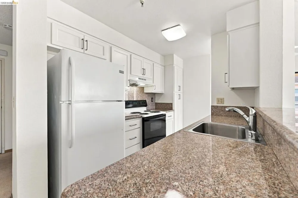 39206 Guardino Dr #302 Fremont, CA 94538