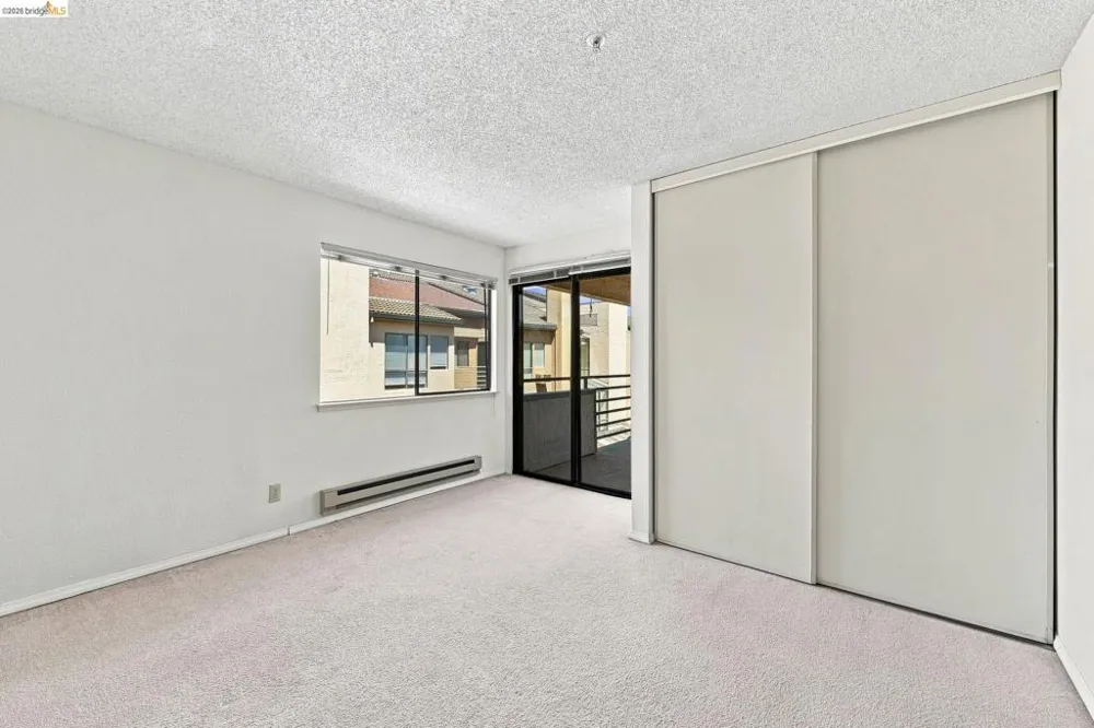39206 Guardino Dr #302 Fremont, CA 94538