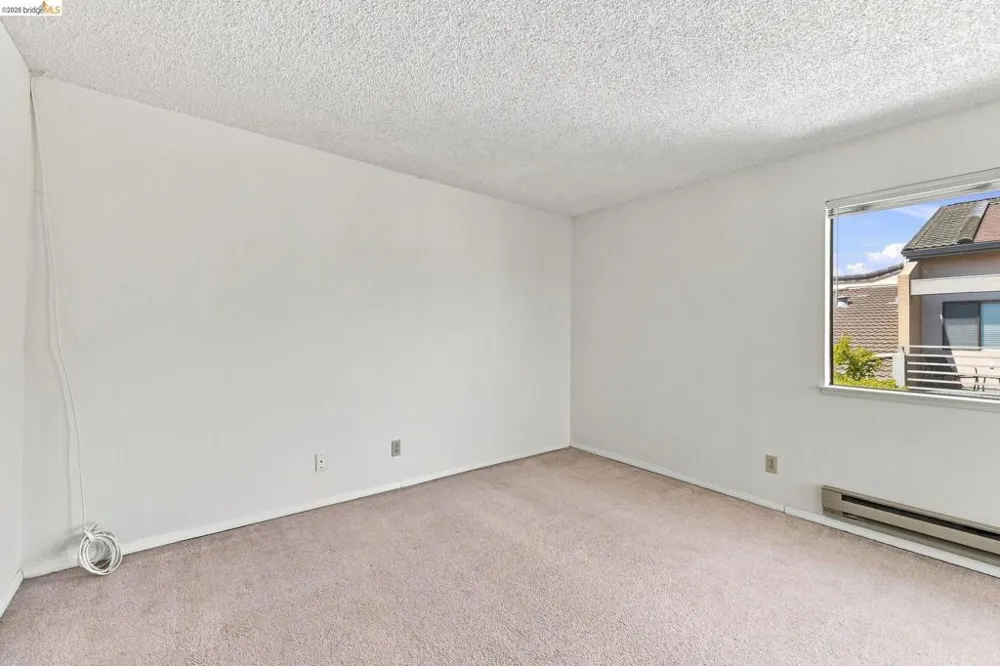 39206 Guardino Dr #302 Fremont, CA 94538