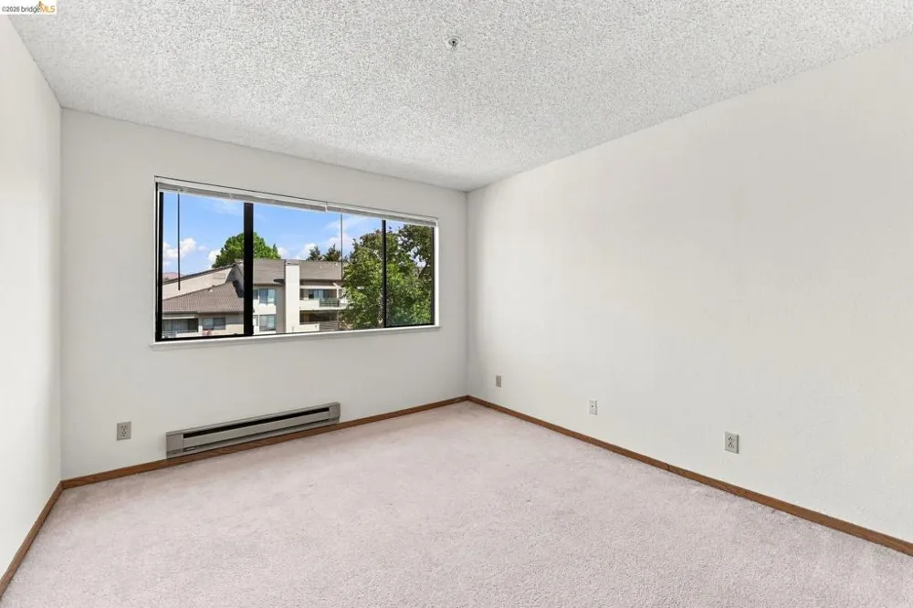 39206 Guardino Dr #302 Fremont, CA 94538