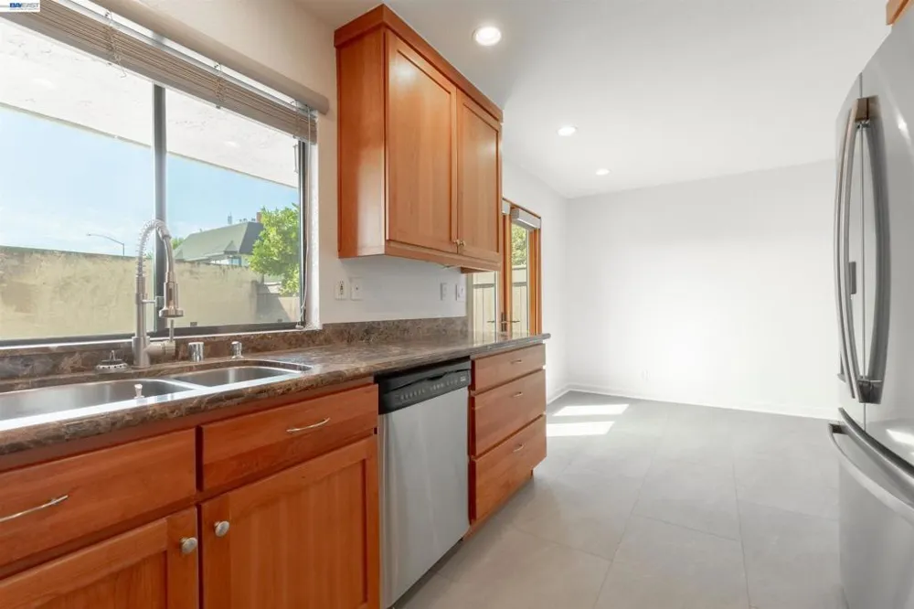 4157 Tanager Cmn Fremont, CA 94555