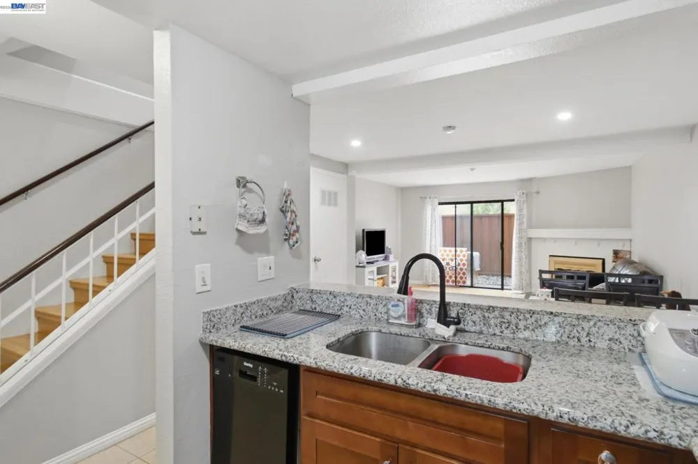 6279 Joaquin Murieta Ave #D Newark, CA 94560