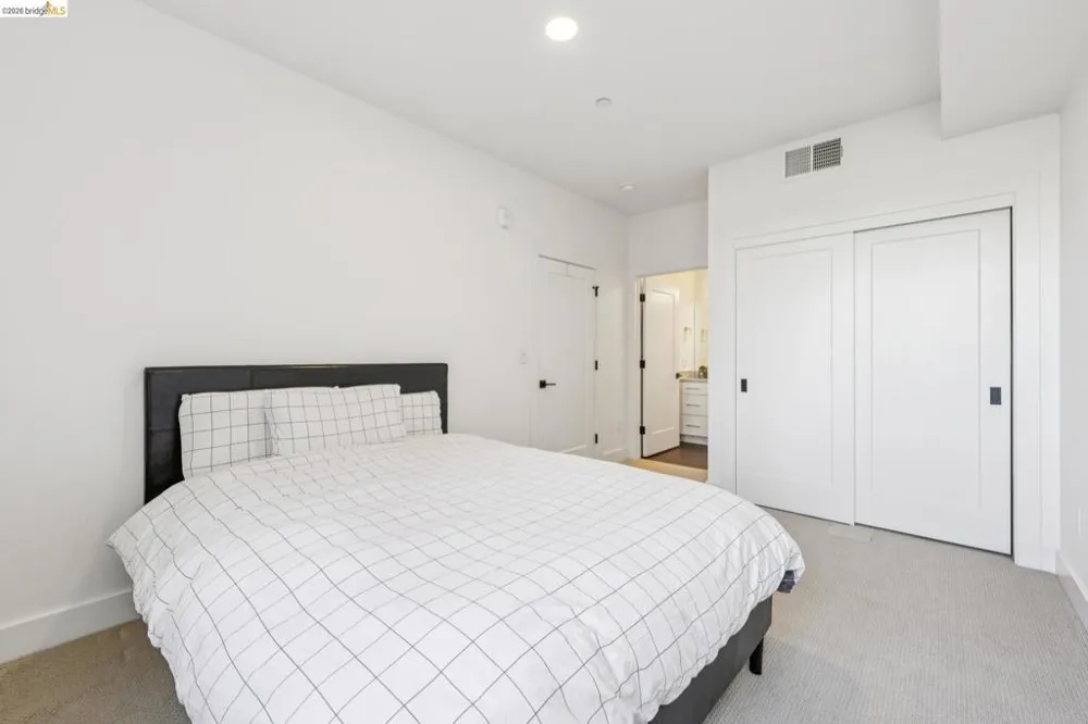 10300 San Pablo Ave #203 El Cerrito, CA 94530