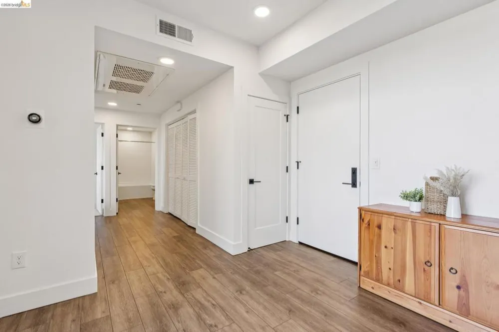 10300 San Pablo Ave #203 El Cerrito, CA 94530