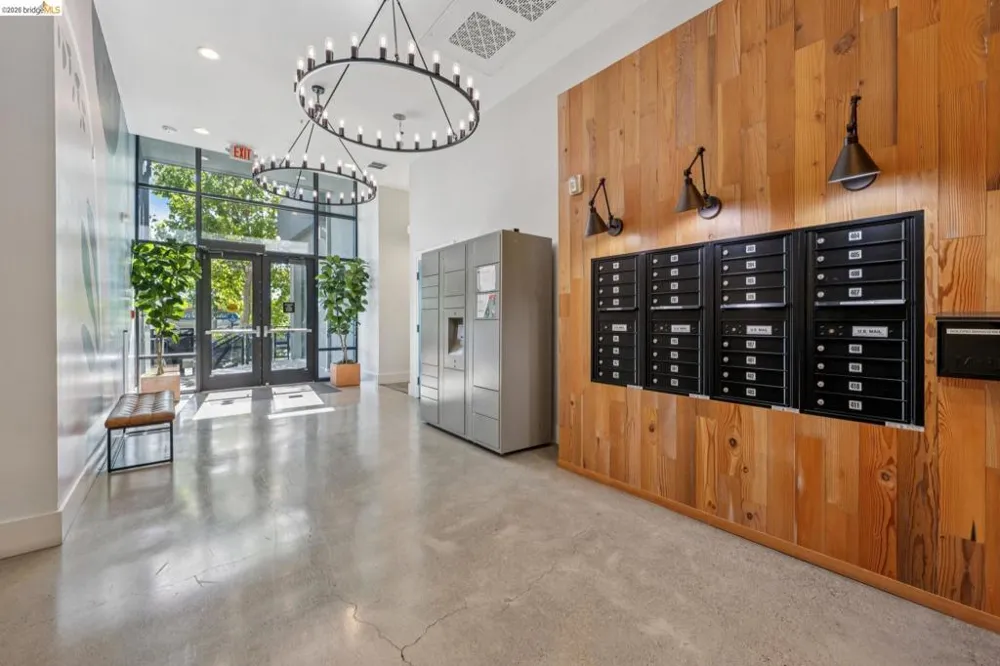 10300 San Pablo Ave #203 El Cerrito, CA 94530
