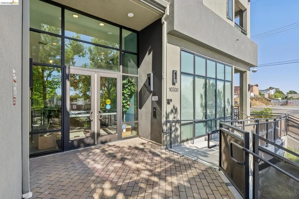10300 San Pablo Ave #203 El Cerrito, CA 94530