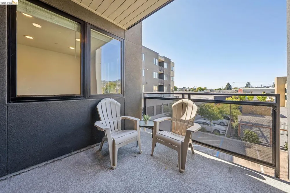 10300 San Pablo Ave #203 El Cerrito, CA 94530