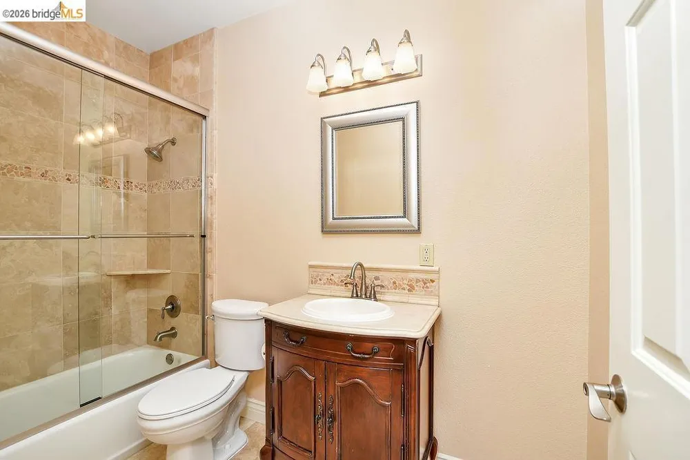 4464 Cove Ln Discovery Bay, CA 94505