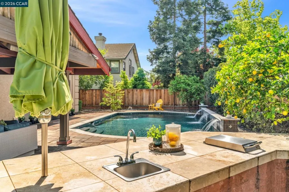1174 Central Ave Livermore, CA 94551