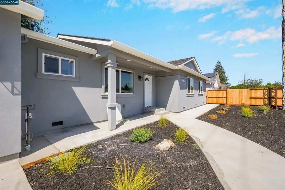2100 Paige Ct Pittsburg, CA 94565