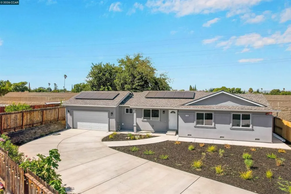 2100 Paige Ct Pittsburg, CA 94565
