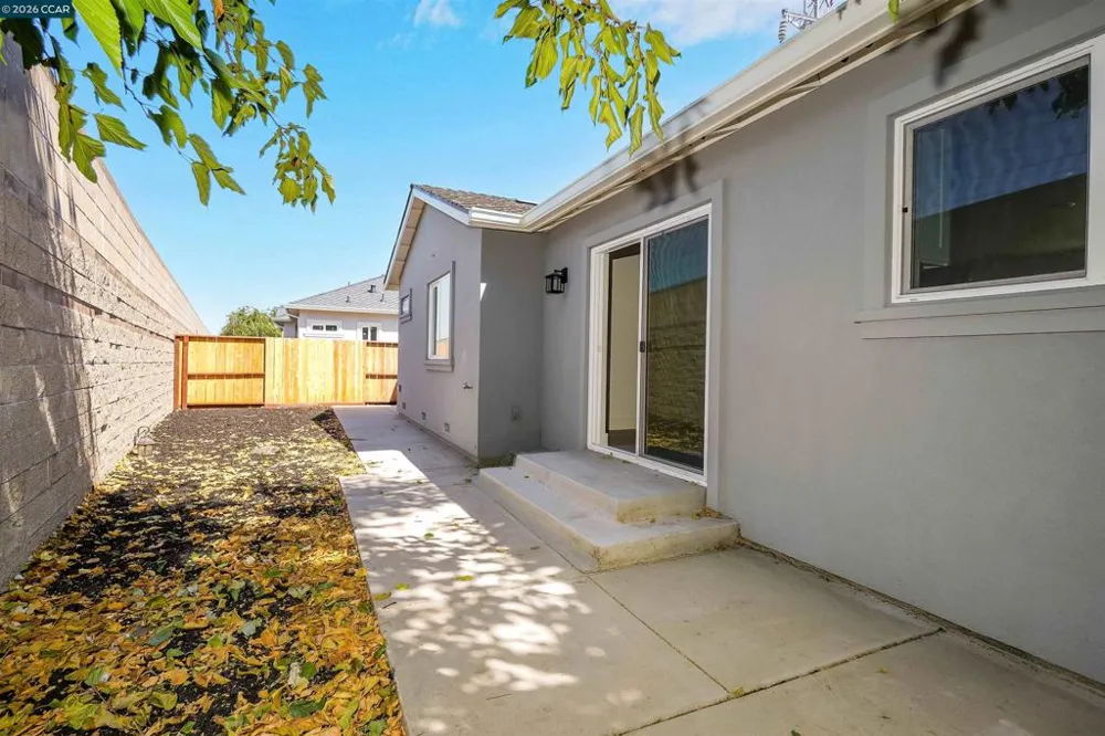 2100 Paige Ct Pittsburg, CA 94565