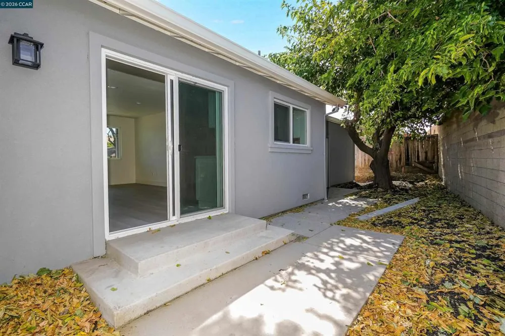 2100 Paige Ct Pittsburg, CA 94565