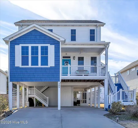 305 Ivy Lane