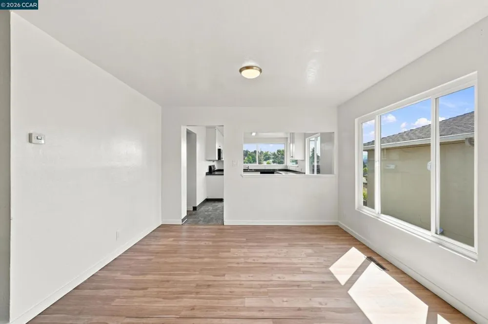 18490 Carlwyn Dr Castro Valley, CA 94546