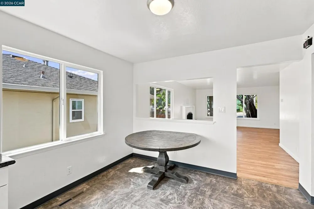 18490 Carlwyn Dr Castro Valley, CA 94546