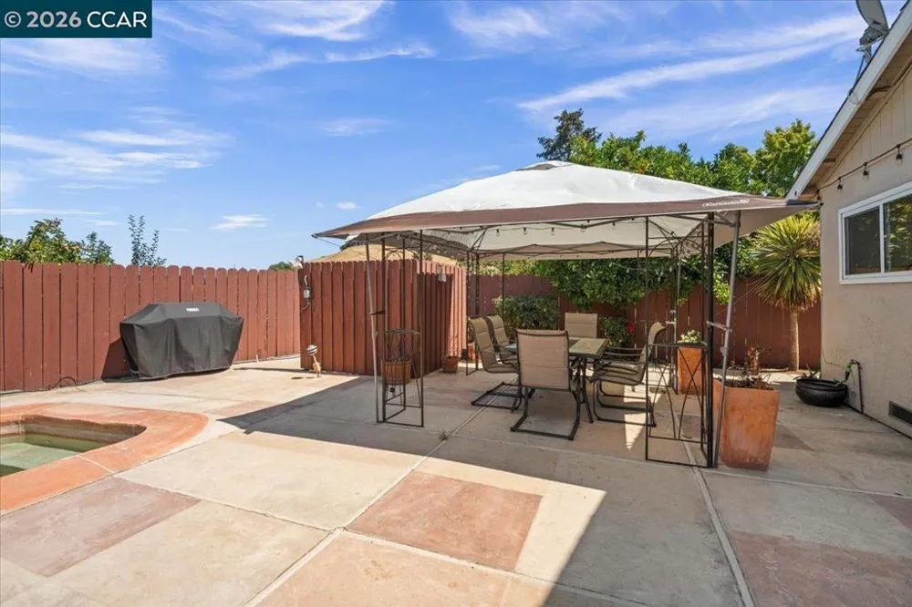 118 Cottonwood Ct Hercules, CA 94547