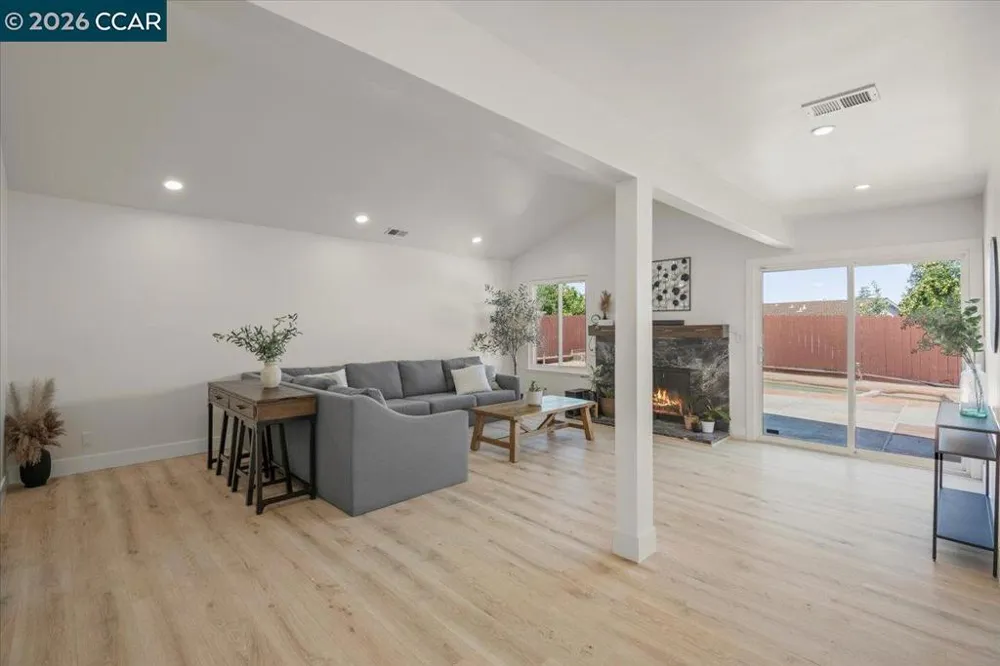 118 Cottonwood Ct Hercules, CA 94547