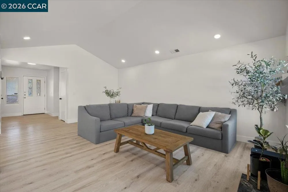118 Cottonwood Ct Hercules, CA 94547